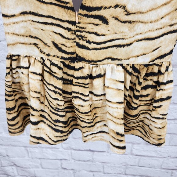 Storia Tiger Print Spaghetti Strap Drop Waist Lined Vacation Mini Dress S - Picture 12 of 14